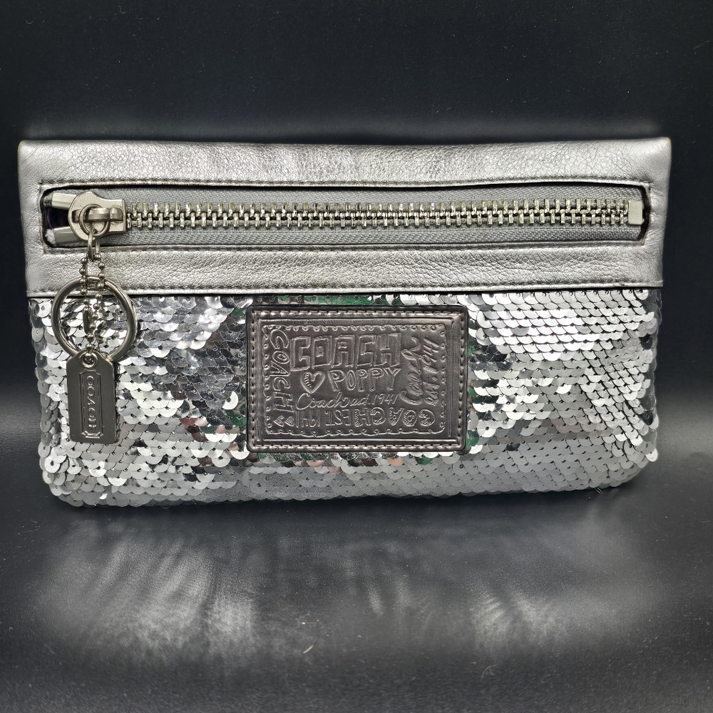 COACH Poppy Silver Sequined Clutch Purse Prom Formal Event Purple Satin Lining